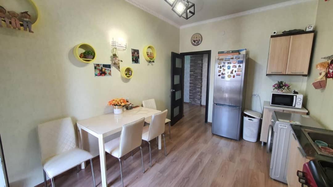 Apartment With Panoramic View In The Center Bischkek Exterior foto